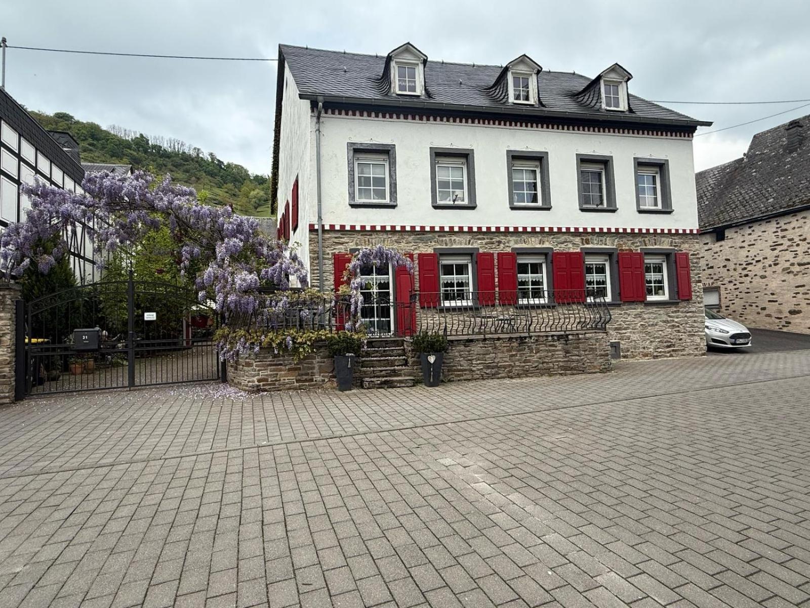 Alter Winzerhof Villa Hatzenport Kültér fotó